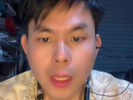 任正非说到农学家上个世纪就发现贵州刺梨果维生素含量很高,这让产自贵州的东方甄选刺梨原汁再次走进大家的视野,我们喝过的人觉得确实很好#东方甄选刺梨汁