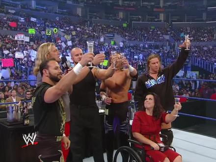 艾吉开派对庆祝死神离开,别忘了,还有巴蒂斯塔! #wwe