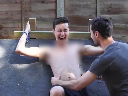 如果一直给你挠痒,超过24小时会怎么样?结果可能打破你的认知 (1/3)#挠痒 #科学假设 #涨知识