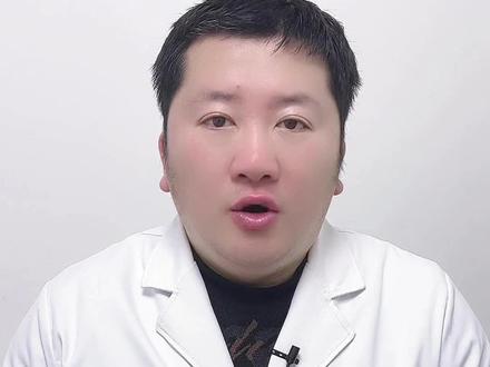 晚饭七分饱被推翻了?医生调查:过了56岁,吃饭尽量要做到5点 #抖出健康知识宝藏 #我的年度健康盘点