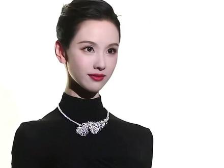 为何陈都灵出席品牌晚宴要穿黑色衣服?本以为造型翻车,了解内情才懂是我格局小了#陈都灵 #迪丽热巴 #周冬雨 #内容启发搜索 #影娱热点团