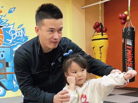 4岁双胞胎宝宝练泰拳#创作灵感 #邯郸泰拳 #少儿搏击散打