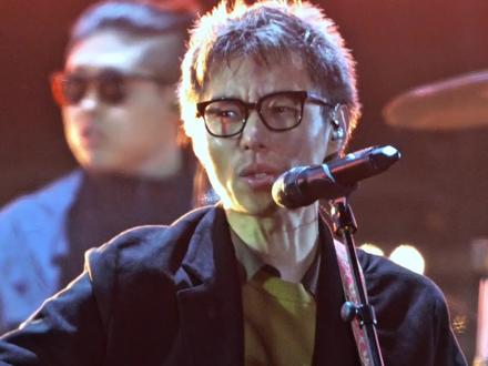 “每当我找不到存在的意义”
#夜空中最亮的星