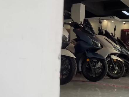 本田亲兄弟怎么选PCX160对比NWG150
#PCX160 #五羊本田NWG150 #摩托车选车 #机车测评 #通勤踏板@DOU+小助手