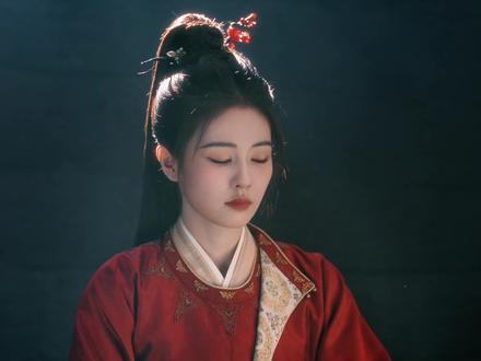 再繁华的时代,女人想活成自己,都要扒一层皮 #唐宫奇案 #白鹿 #李佩仪