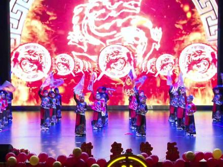 这个武术旗操,家长们都说好#兰州碧桂园幼儿园#兰州幼儿园#武术操#旗操 #元旦节目