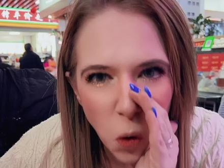 汤圆英文怎么说??#外国人在中国 #柳普 #搞笑老外 #元宵节快乐 #汤圆节快乐 #英语 #英语口语 #春节结束 #我的元宵节 @DOU+小助手