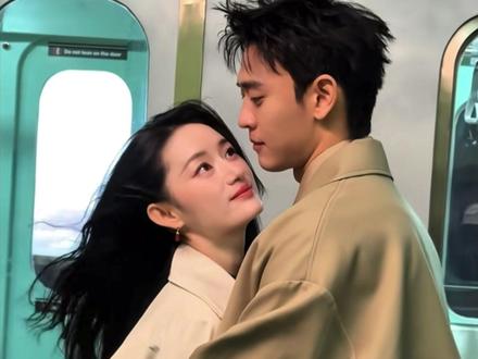 姐夫就这样完美符合姐姐的理想型🥹简直般配得不像话🙏剪的时候感觉好幸福😍#绝代方桦 #郭晓婷 #王天辰 #天色欲晓 #王天辰郭晓婷