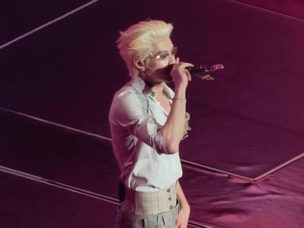 这次绝对不会分开!!王鹤棣改编版的「爱存在」太好听了😍#王鹤棣澳门演唱会 #王鹤棣 #超酷的live现场