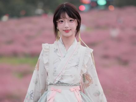 我也来P个圣诞帽~ #少女感 #甜妹 #豆包ai #圣诞节