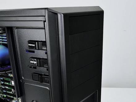 64核心静音工作站
硬件配置 超微H11SSL-I服务器主板 AMD霄龙7742 64核心CPU 256G内存 塔式高性能服务器
#一机多开 #一机多人用#塔式服务器 #超微服务器