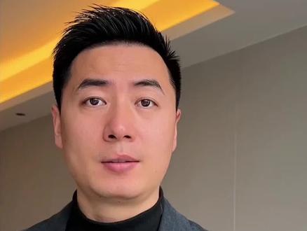 华裔女孩冬奥冠军刘美娴背后的启发 华裔女孩冬奥冠军刘美娴!AI时代价值百万美金的人生教育课#AI时代#刘美娴#冬奥会#教育#人工智能