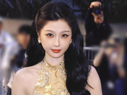 虞书欣确认出席GOLD GALA,此女就这样一次次走出国门#虞书欣 #GoldGala