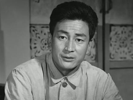 朝鲜电影《鲜花盛开的村庄》