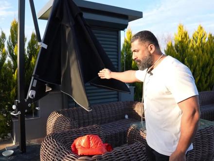 奖金高达10万的极限捉迷藏究竟能有多炸裂,全程高能躲藏非常精彩。#躲猫猫 #捉迷藏