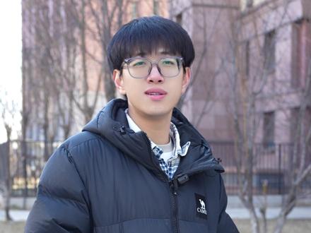 雄县人民过年可以去哪玩#年味 #包装城广场 #雄山公园 #高跷 #舞龙舞狮