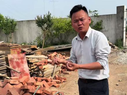 现在的煤矸石砖内部的黑色到底这个砖能不能用?还是必须选择内部没有黑色的。#自建房 #砖混结构 #红砖