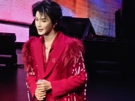 诡秘也很好逗!#演唱会现场#云旗#郝熠然 #演唱会现场