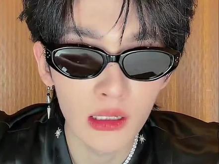 7匹狼一成员疑似被荣耀之战逼疯#余宇涵 #荣耀之战