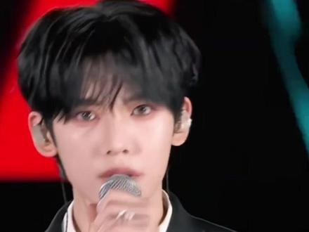 时代峰峻这个四个字就是最好的冻龄神器 #时代峰峻 #韩娱 #宋亚轩 #tfboys #enhypen