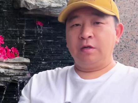 行走阿里中线,赴一场雪域之约,雪山为邻,胜负为伴,一错再错,皆是人间绝色!
#西藏阿里自驾游 #环途自驾 #此生必驾219 #草帽山