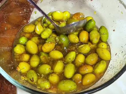 南姜糖醋橄榄可以试试这个做法,酥脆爽口酸甜又好吃,越久越好吃