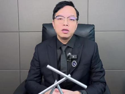 金晨车祸反转再反转!助理玩“替身文学”被抓包? #金晨 #热点新闻事件 #热点 #抖来普法2026 #长沙律师刘大状