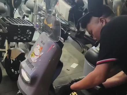 雅迪de3 双鼓刹 升级成前碟刹后鼓刹 操作有点复杂 一起来看看#电动车维修 #电动车 #新国标电动车 #让骑行成为一种生活 #每个男人都有一个机车梦