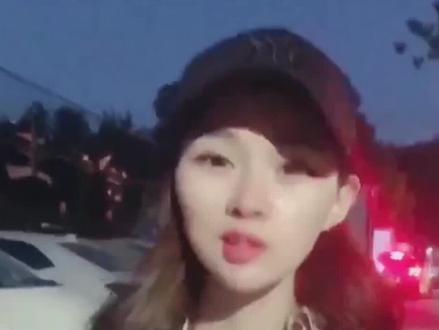 “抖腿女神” #阿悠悠为朋友婚礼献歌却意外走红,仅仅是运气好吗?#网红美女 #网红人物志