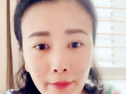 马牛羊鸡狗猪。这六种动物在古代被称为六畜,这些动物本来是野生的,后来被人类驯化,饲养,逐渐就演变成了家畜!