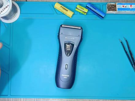 剃须刀续航差不要扔换电池完美解决,飞科fs621/622/623拆卸安装#飞科剃须刀