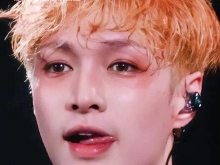 #张艺兴卡点强迫症终于有救了 张艺兴北京香港双舞台#张艺兴 #染色体跨年 #北京卫视跨年 #2025跨年