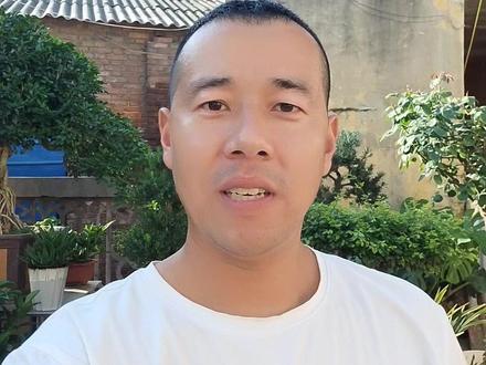 能陪伴你一辈子的花,最少能养100年,你家里有吗?#花卉绿植 #养花小知识 #养花