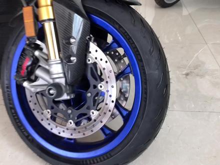 power5 和RS11那个热胎快?#男人的玩具 #摩托车改装 #每个男人都有一个机车梦