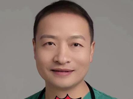 小心,这四类药不能长期吃!请给家人做好提醒。#新冠后咳嗽 #复方甘草片 #甲流 #激素药 #抗生素 #非甾体抗炎药 #医学科普 #健康科普 #急诊喻医生 #疾病预防