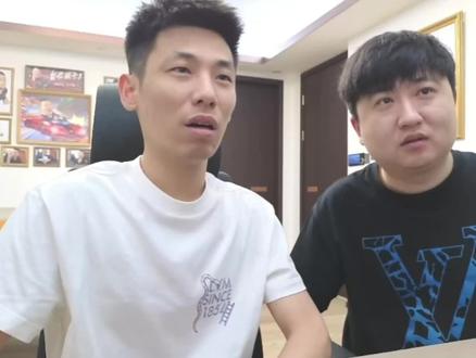 会长与宝哥探讨齐天后续的安排#梦幻西游风少 #狮心会 #旭旭宝宝 @疯少