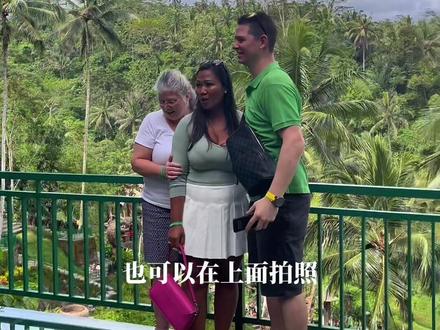 今天打卡巴厘岛的乌布网红无边泳池和梯田,真的太美了,视频有点长,看到最后有惊喜哦#东南亚风情 #领略异域风情 #分享异国风情