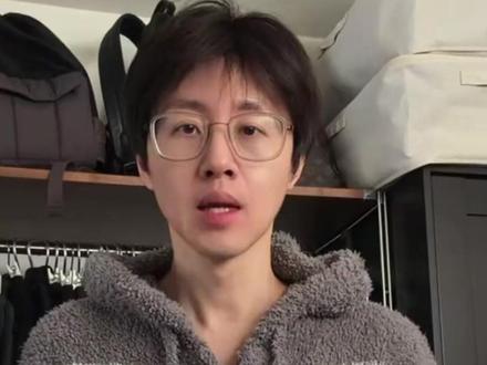 豆包,你怎么还有两幅面孔。#豆包#搞笑#AI