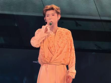 被波士顿二帅逗笑跑走的源儿 #王源 #王源演唱会 #王源宇宙超级无敌大大狂欢