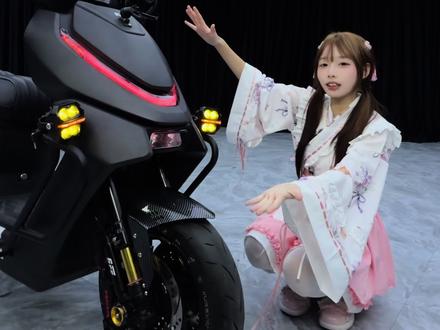 本期视频带来小小鱼下手亲手制作“极核 Ae5i pro”@暗夜定制·Good! #暗夜骑士摩配 #古德Good #暗夜定制