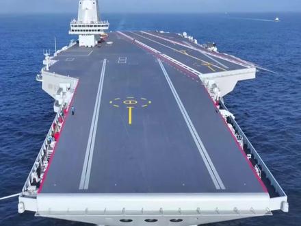 为什么是电磁弹射? “起飞黑科技” 里藏着这些门道