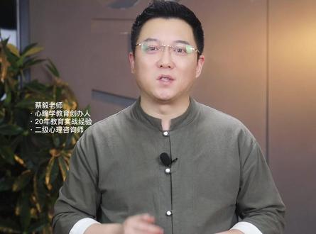 有哪些好看的港剧古装 3ce648781f4acb243d2f02b15666cdf2~tplv-dy-resize-origshort-autoq-75:330.jpeg?x-expires=2012770800&x-signature=fWDs1kisBDfFU4eZKNWks%2FejnyI%3D&from=3213915784&s=PackSourceEnum_AWEME_DETAIL&se=false&sc=cover&biz_tag=pcweb_cover&l=2023101607211524A472E4F22C4B2064A9