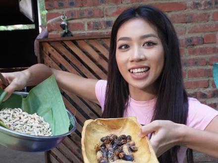 《寻味档案》第1季·云南篇 炸竹虫丨版纳虫子宴哪家强?寻味官斥巨资带你尝!#饭搭子 #炸鸡啤酒准备好就等初雪 #二百者也#来驾啊