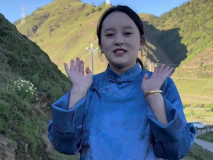明天就是高考了,亮仔和麦拉芝麻为所有的考生送上真挚的祝福,愿你们旗开得胜,金榜题名,所有的家长也辛苦了,明天就是花开结果日,你们一定都会如愿以偿#亮仔旅行记 #高考加油