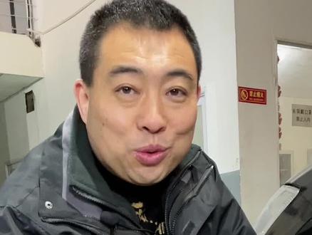 #阿克曼角 #北京奔驰维修 打死方向转向轮胎有跳跃的感觉。实际对车辆没有什么影响。也不是故障#汽车