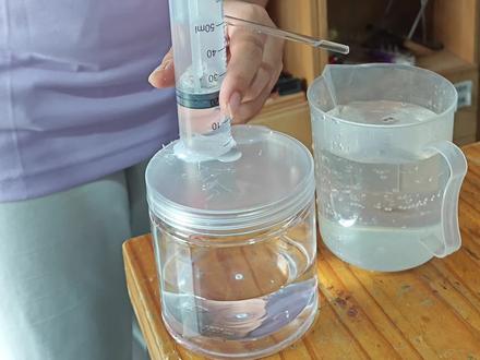 活塞式抽水机 全网最简单版活塞式抽水机教程,有手就会!#活塞式抽水机#压水井#八下物理