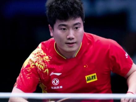 王皓为什么不愿意放弃梁靖崑?5大原因浮出水面,教练组也是无奈