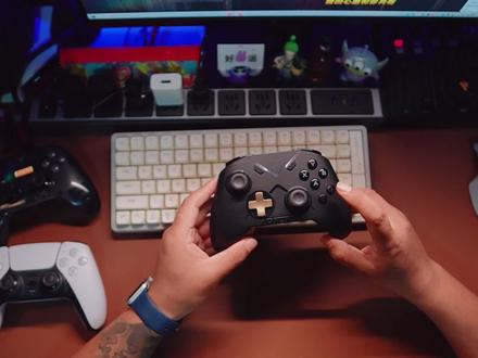 飞智黑武士如何连接苹果手机?八爪鱼3自定义图片如何设置?#游戏外设 #游戏手柄 #飞智黑武士 #飞智八爪鱼3