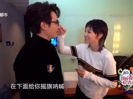 🈶️一位爱自己的老公/老婆,两个超级可爱的儿子,这对人生赢家真的好甜哦!@章龄之 @陈龙 #狗粮漫天撒