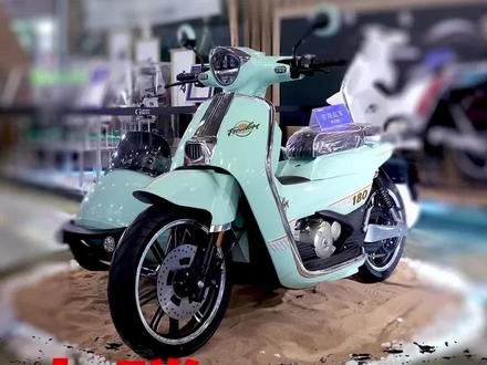 力腾这个品牌真是有意思,弯梁车采用双翼梁车架。#摩托车#机车#力腾动力